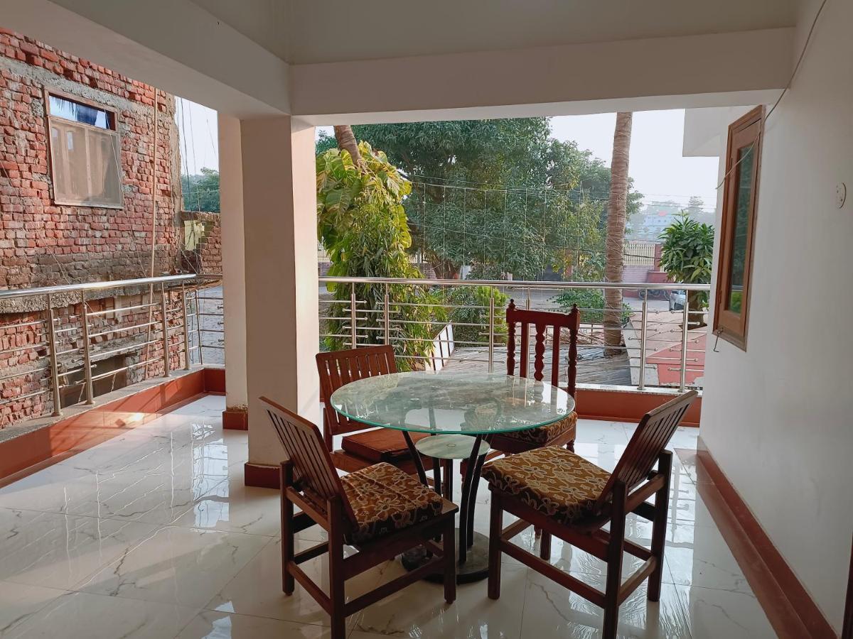 The Gupta Guest House Bodh Gaya Eksteriør billede