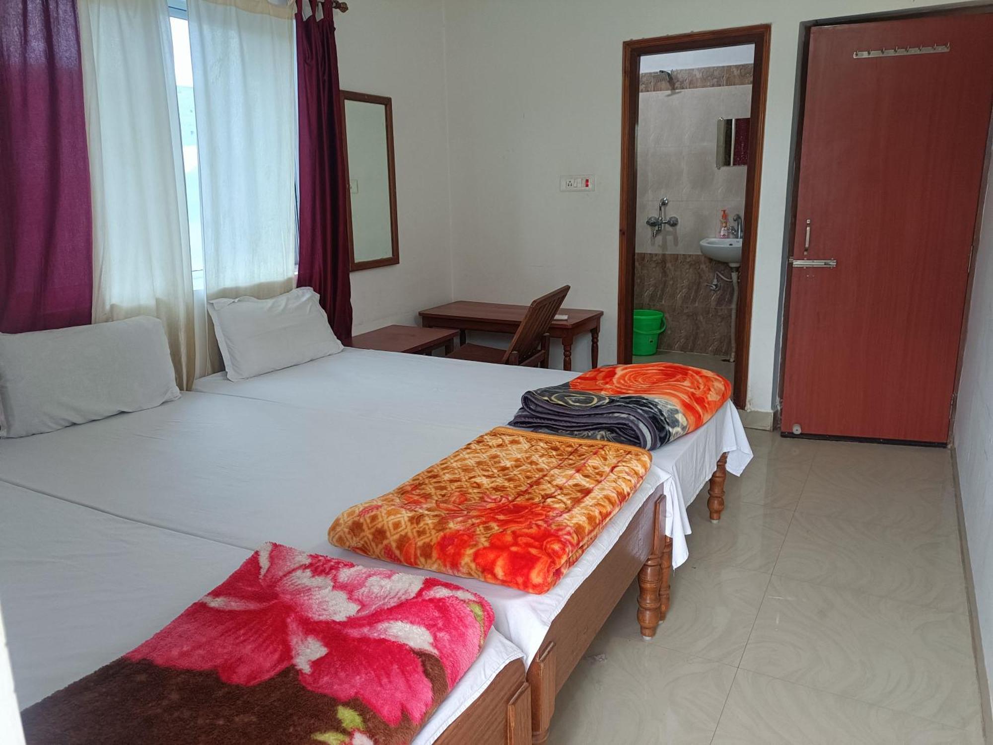 The Gupta Guest House Bodh Gaya Eksteriør billede